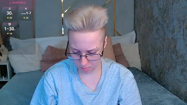 Snapshot of AlexandraGreen chatting on 11-13-25, 09:25 AlexandraGreen online show from 11-13-25, 09:25