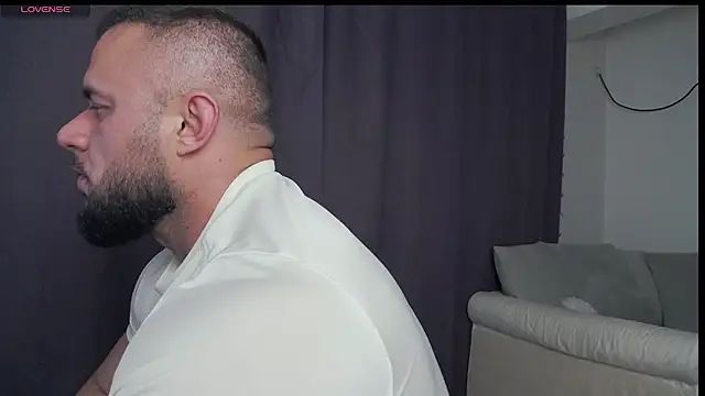 RickyMiami1 online show from 04-12-26, 06:46