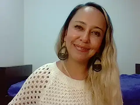 leah susman online show from 10-09-25, 02:31