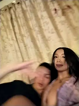 Snapshot of Ella_rr chatting on 09-11-25, 12:55 Ella rr online show from 09-11-25, 12:55