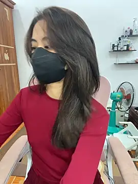 Snapshot of Mochi21 chatting on 11-25-25, 04:12 Mochi21 online show from 11-25-25, 04:12