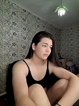 Snapshot of Albi_Glow chatting on 09-11-25, 05:35 Albi Glow online show from 09-11-25, 05:35