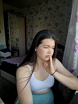 Snapshot of Albi_Glow chatting on 09-18-25, 11:12 Albi Glow online show from 09-18-25, 11:12