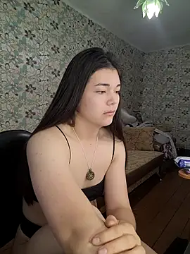 Snapshot of Albi_Glow chatting on 09-26-25, 02:48 Albi Glow online show from 09-26-25, 02:48