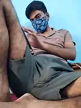 Snapshot of YourTarzan chatting on 09-16-25, 05:19 YourTarzan online show from 09-16-25, 05:19