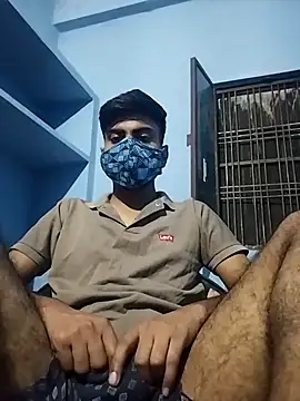 Snapshot of YourTarzan chatting on 10-04-25, 06:06 YourTarzan online show from 10-04-25, 06:06