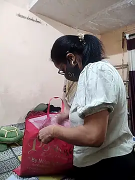 meenu bhabhi547 online show from 11-03-25, 04:47