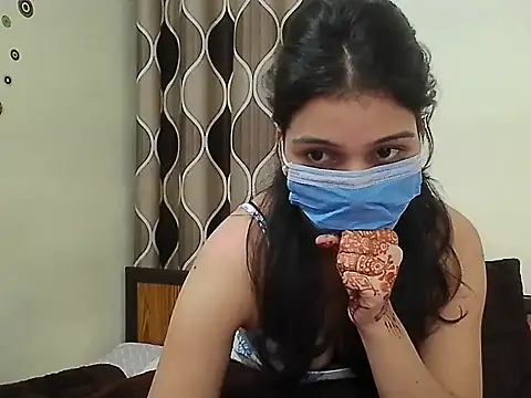 Snapshot of Cute_babydoll099 chatting on 10-13-25, 06:13 Cute babydoll099 online show from 10-13-25, 06:13