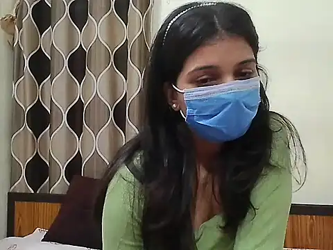 Snapshot of Cute_babydoll099 chatting on 11-09-25, 10:35 Cute babydoll099 online show from 11-09-25, 10:35