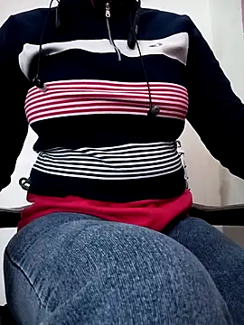 Rekha 89 online show from 12-19-25, 03:24