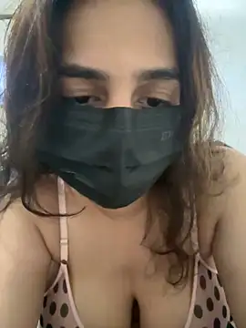 aisha1630 online show from 09-11-25, 04:07