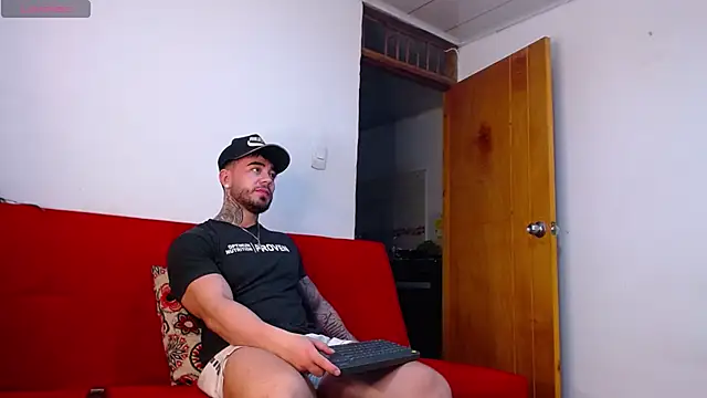 tommyblessd1 online show from 12-20-25, 09:22