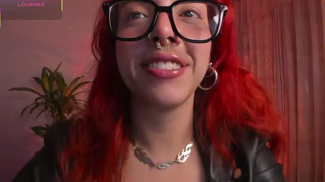 Snapshot of bri_von_dhara__ chatting on 10-04-25, 01:09 bri von dhara online show from 10-04-25, 01:09