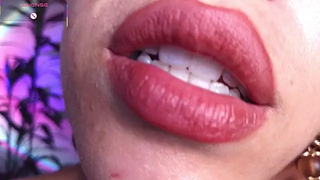 bri von dhara   online show from 02-12-26, 10:05