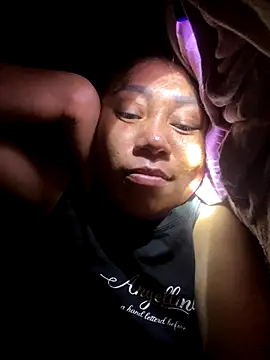 Snapshot of Dunmii chatting on 09-14-25, 01:54 Dunmii online show from 09-14-25, 01:54