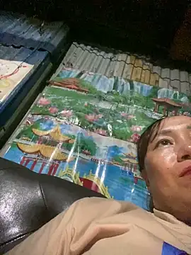 Snapshot of Dunmii chatting on 09-18-25, 12:40 Dunmii online show from 09-18-25, 12:40