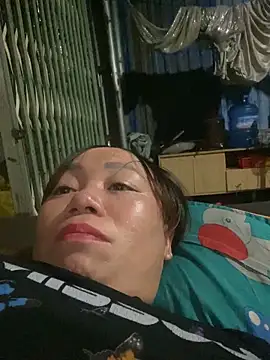 Snapshot of Dunmii chatting on 09-29-25, 03:06 Dunmii online show from 09-29-25, 03:06