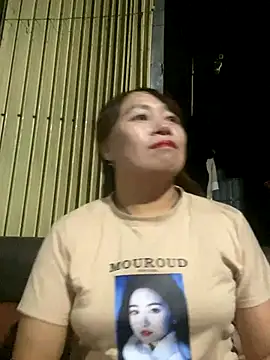 Snapshot of Dunmii chatting on 10-01-25, 02:12 Dunmii online show from 10-01-25, 02:12