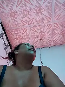 Naomi-Mature online show from 03-26-26, 09:37