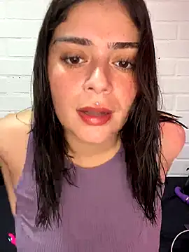 cami lorena online show from 09-29-25, 02:11