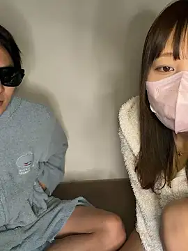 Snapshot of erokami36 chatting on 02-10-26, 06:45 erokami36 online show from 02-10-26, 06:45