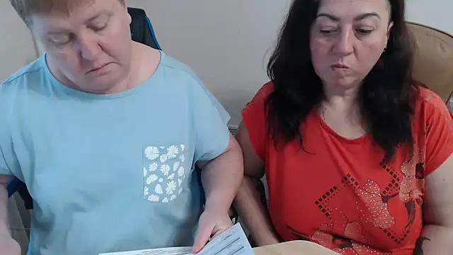 Bertie Adeline online show from 11-29-25, 10:18