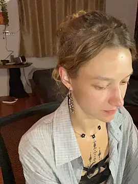 Snapshot of __grace__ chatting on 02-11-26, 10:20 grace online show from 02-11-26, 10:20