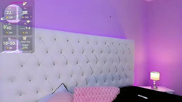 DaniielaV online show from 09-19-25, 01:01