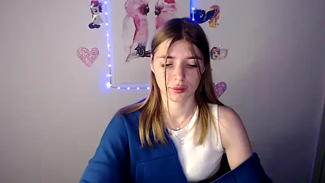 JuiceLips   online show from 10-02-25, 01:29