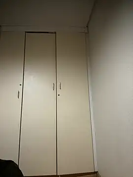 Snapshot of Mellow_Joe chatting on 02-19-26, 08:27 Mellow Joe online show from 02-19-26, 08:27