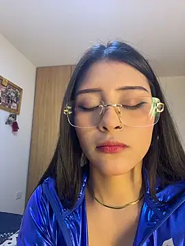 CatadeLuca online show from 10-31-25, 01:12