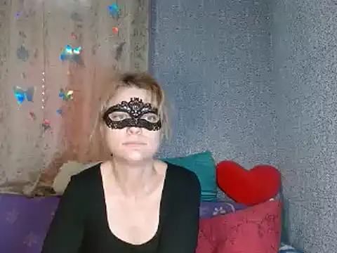 Miss Nona online show from 10-21-25, 12:17