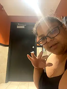 Snapshot of wishuhope4 chatting on 12-03-25, 08:18 wishuhope4 online show from 12-03-25, 08:18