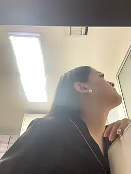 marianm29 online show from 11-10-25, 01:43