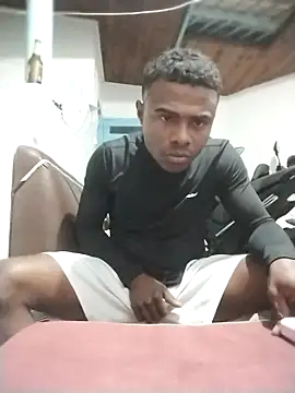 Snapshot of _yefez chatting on 11-22-25, 07:40 yefez online show from 11-22-25, 07:40