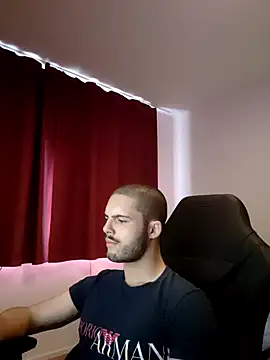 Snapshot of EyesNeverLies chatting on 10-06-25, 08:45 EyesNeverLies online show from 10-06-25, 08:45