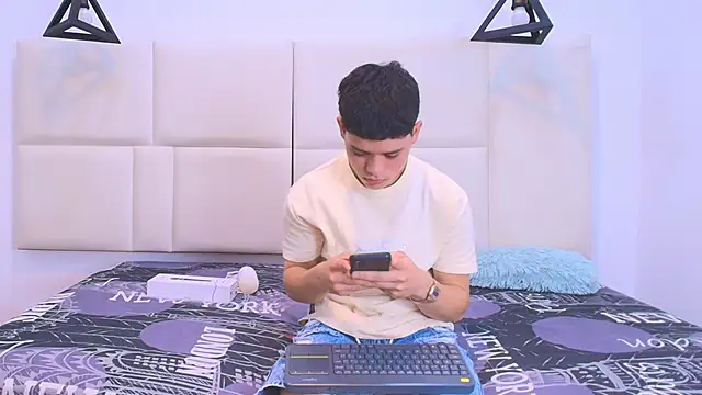 aron twink66 online show from 09-21-25, 03:24