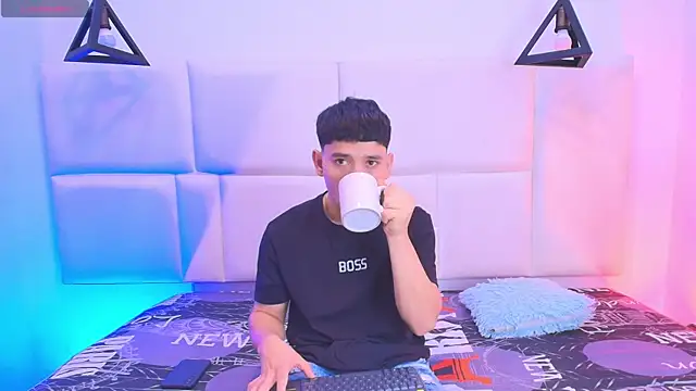 aron twink66 online show from 09-22-25, 02:41