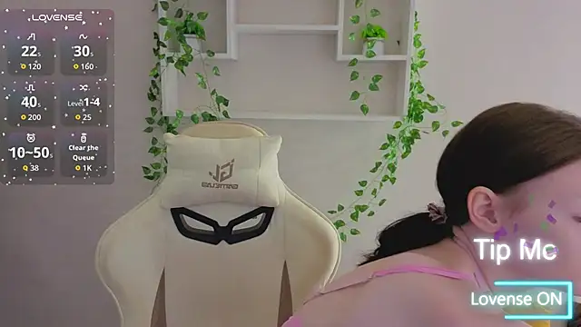 Jennie Hunter online show from 12-05-25, 09:40