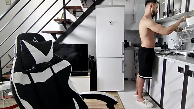 RyanStorm  online show from 10-07-25, 12:35