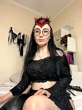 Snapshot of Jinhee_Tiny chatting on 10-28-25, 01:14 Jinhee Tiny online show from 10-28-25, 01:14