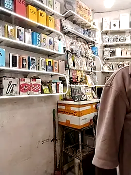 avi007p online show from 09-15-25, 05:24