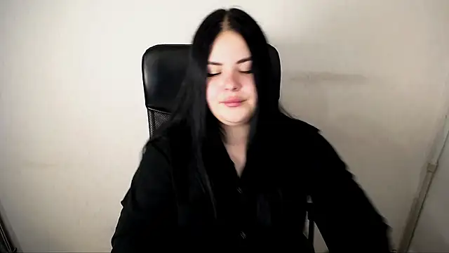  Trisha li online show from 10-26-25, 12:00