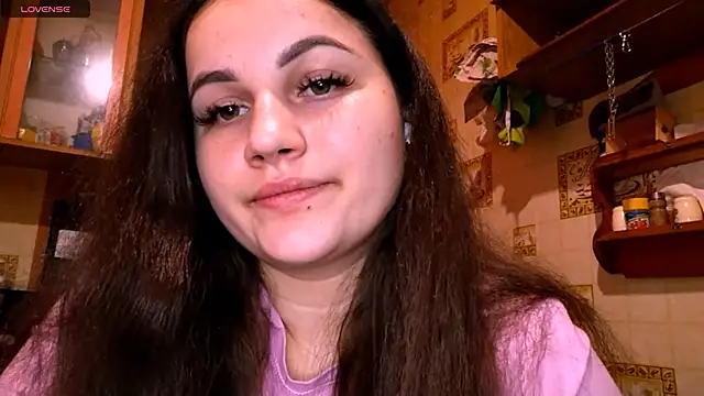 DierdreCousineau online show from 12-01-25, 10:20