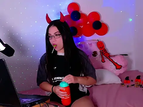 SofiKray online show from 10-14-25, 01:28