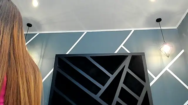 Alana cox  online show from 10-08-25, 11:13