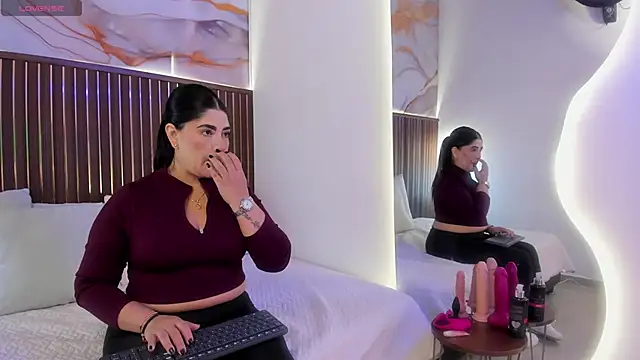 Roxie-NS online show from 10-24-25, 12:23