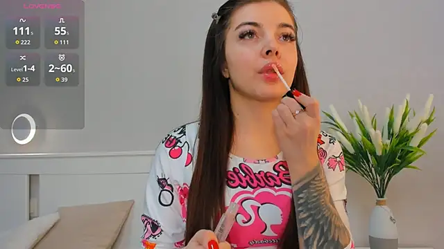 AuroraVice online show from 11-05-25, 06:24