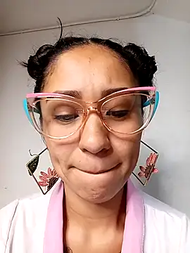 Liahdiaz  online show from 01-08-26, 02:08