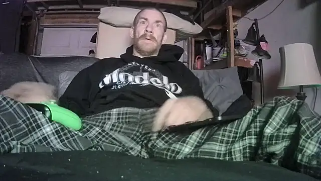 Tiggitytomociti online show from 02-18-26, 11:39